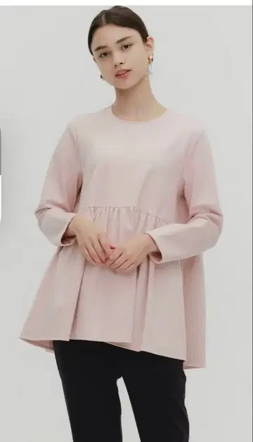 Yori 누쿠누쿠 개더 블라우스 YR21-24171K