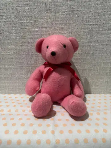핑크색 곰 모양 봉제 인형