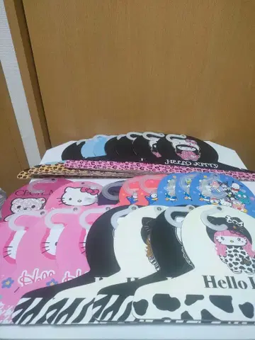 산리오 키티 쿠로미 하피단부이 돈페페 돈코 종이 행거 23개