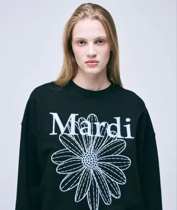 Mardi 플라워 프린트 맨투맨 F 사이즈