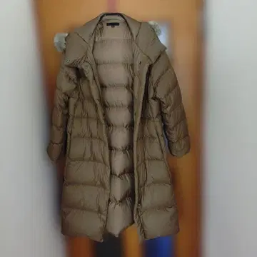 유니클로 다운 코트 브라운 계열