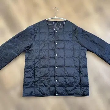 TAION 이너 다운 블랙