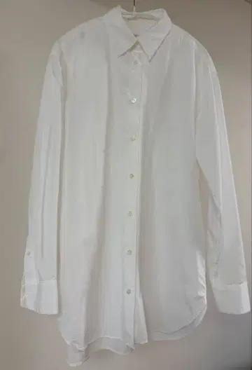 Plage 새상품급 화이트 긴팔 셔츠