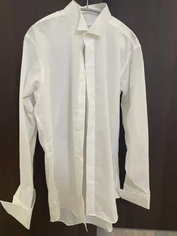 턱시도용 윙카라 셔츠 (커프스 버튼 포함)