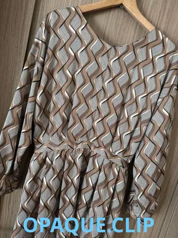 OPAQUE.CLIP M 레트로 물결 패턴 프린트 무릎 기장 원피스