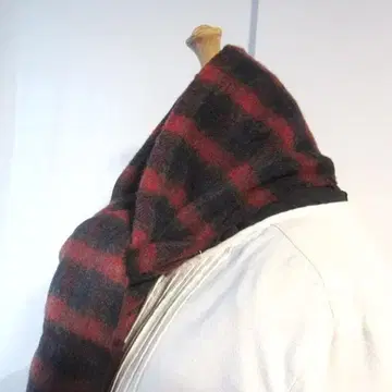 새상품급 MATSUZAKAYA 보더 울 머플러