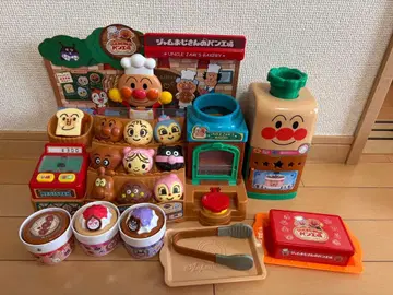 호빵맨 잼 아저씨의 빵 공장 카페