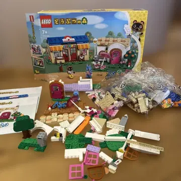 레고 LEGO 동물의 숲 너굴 상점과 부케의 집 77050