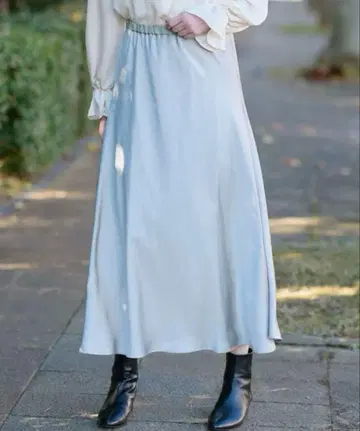 새상품 드레 새틴 내로우 스커트