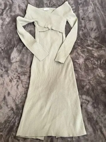 RESEXXY 오프숄더 니트 원피스 M 새상품급