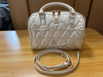 NICE CLAUP 리본 비쥬 퀼팅 보스턴 백