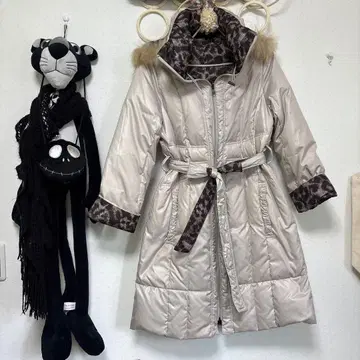 리버서블 퍼 후드 미디 기장 다운 자켓