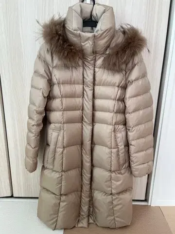 새상품급 23 Vingt-trois 다운 자켓 38