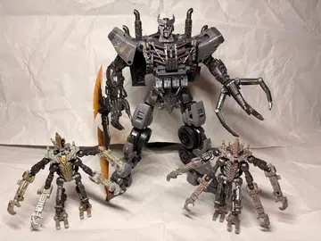 스튜디오 시리즈 스카지 노바케인 프리저