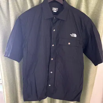 THE NORTH FACE 누푸시 반팔 셔츠 L 블랙 시착만 한 상품