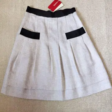 택 포함 새상품 아푸와이저 리셰 플레어 스커트 S