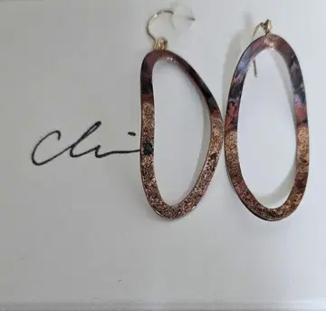 chi님 작품 귀걸이입니다.