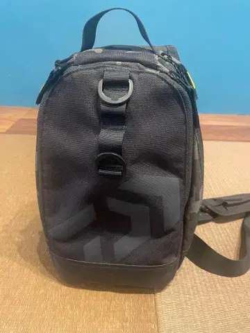 다이와 낚시용 가방 카모 패턴 블랙