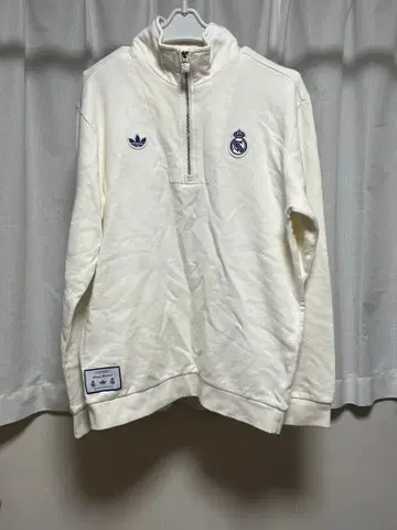 레알 마드리드 TERRACE ICON 맨투맨 탑 미사용 새상품