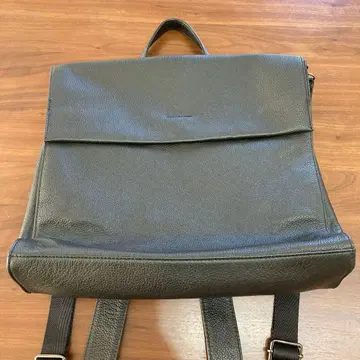 ear PAPILLONNER 이아 파피요네 가죽 백팩 백팩