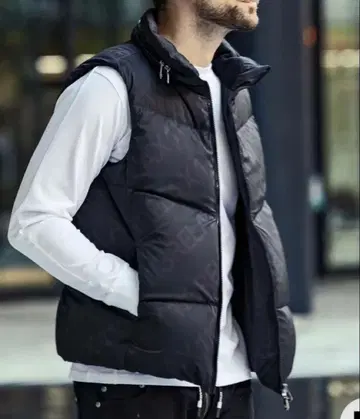 우노피우노우과레토레 올 패턴 다운 베스트 지퍼 포함