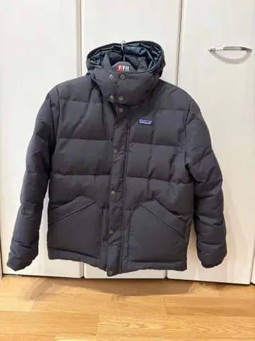 거의 새상품 파타고니아 다운드리프트 자켓 블랙 M