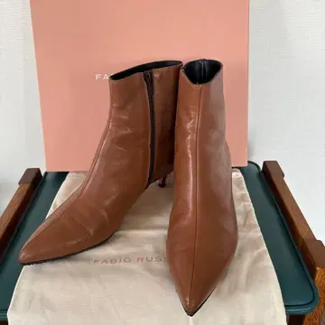 파비오 루스코니의 숏부츠