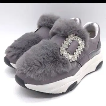 비쥬 포함 퍼 통굽 슬립온 그레이