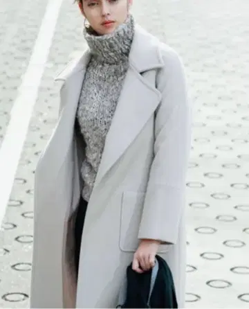 STUDIOUS 롱 코트 화이트