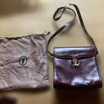 GOLD-PFEIL 버건디 숄더백
