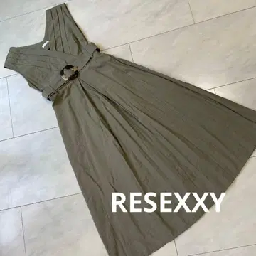 RESEXXY 슬리브리스 롱 원피스 올리브