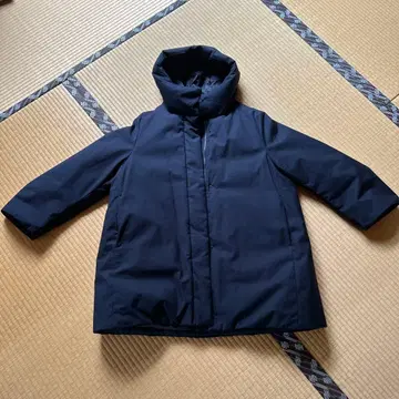 유니클로 하이브리드 다운 코트 네이비 사이즈 XXL