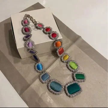 [ 완판템 ] Sophia203 멀티 컬러 자수 목걸이 레어