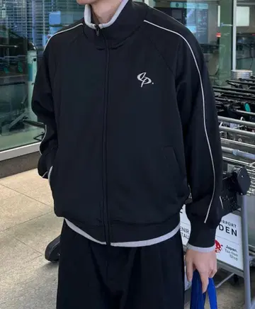 [ EPNK ] 바이컬러 리브 트랙 자켓