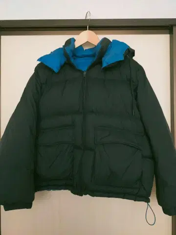 유니클로 새상품급 JW ANDERSON 다운 자켓 리버서블 XL
