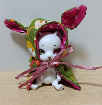 캡슐 인형 고양이 화이트 커스텀