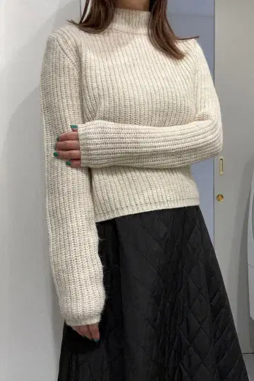 Natural Beauty Basic 알파카 혼방 양모 혼방 니트