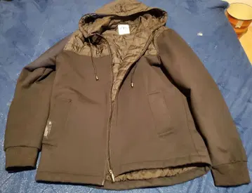 ZARA 후드 부착 자켓 일부 퀼팅