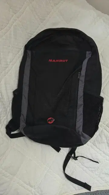 MAMMUT 블랙 백팩