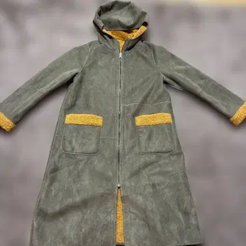미사용 리버서블 후드 부착 코트 카키 머스타드