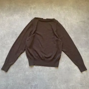 새상품급 드레스토리아 울 100% 니트 보트넥 브라운