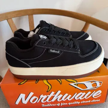 노스웨이브 에스프레소 캔버스 Northwave 28cm