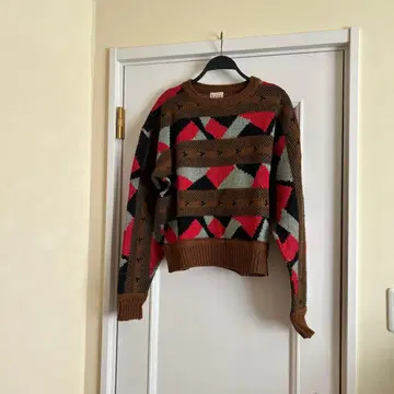 ficce 기하학 패턴 니트 스웨터