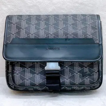 새상품급 라코스테 기하학 패턴 숄더백 플랩 메신저 올 패턴