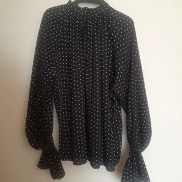 마르티니크 긴팔 블라우스