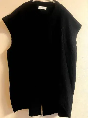 [ 새상품급 ] 로지 ROSIEE 니트 베스트 프리 사이즈