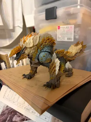 진오우가 몬스터 아츠 피규어 몬헌