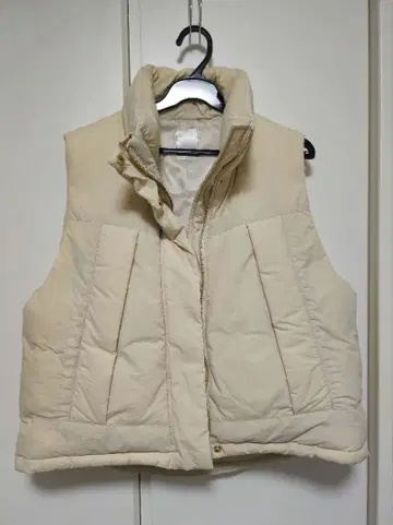 테치치 다운 베스트 화이트 plage 프레임워크