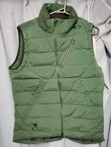 Oakley 그린 베스트 미사용 새상품