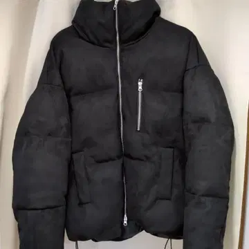 CLEL 볼륨 하이넥 숏 패딩 자켓 사이즈 M 블랙